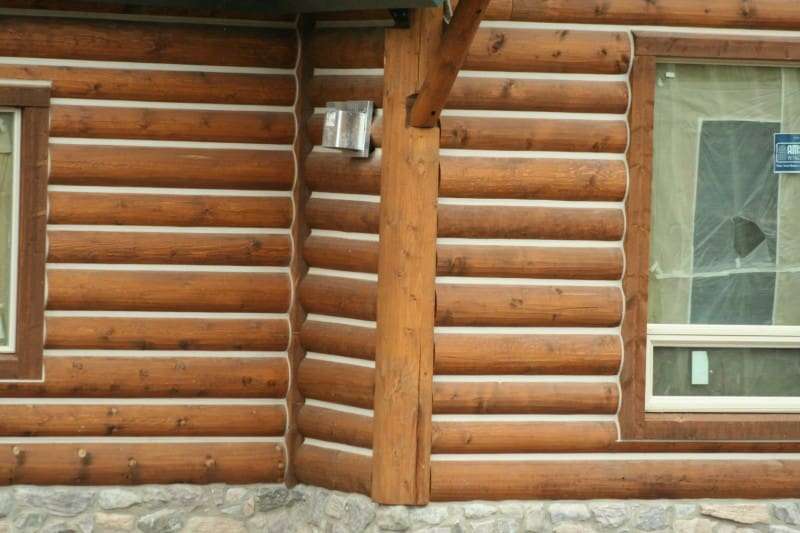 Custom Log Siding 6"-20" Available