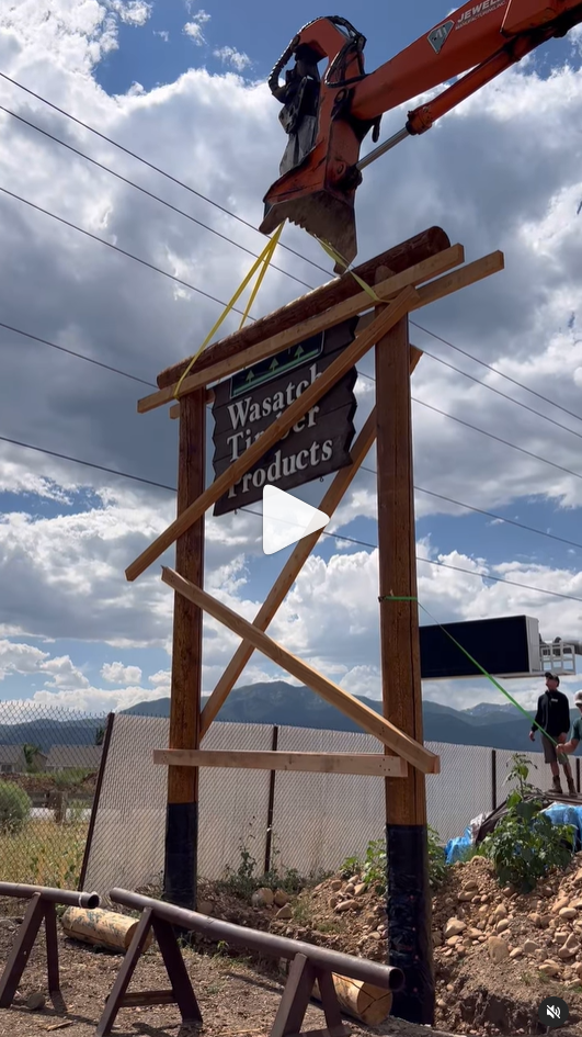 Wasatch Timber Log Sign Posts